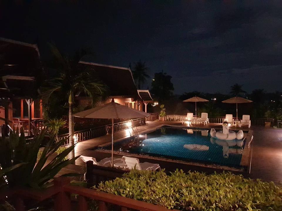 Choeng Mon Kaya Mani Thai Villa Resort מראה חיצוני תמונה